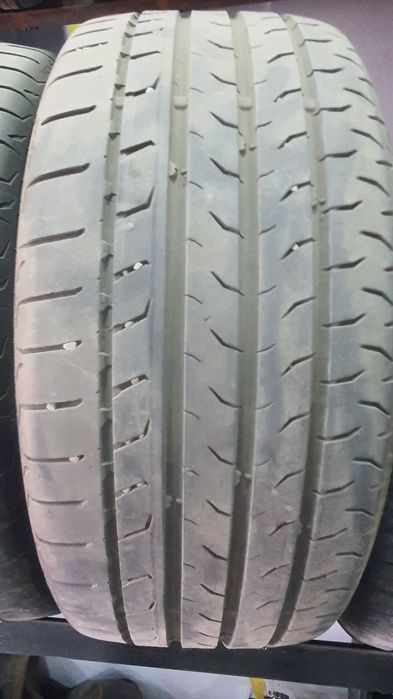 245/45R20 balon sotiladi