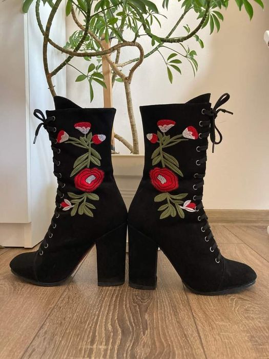 Cizme negre, marimea 37