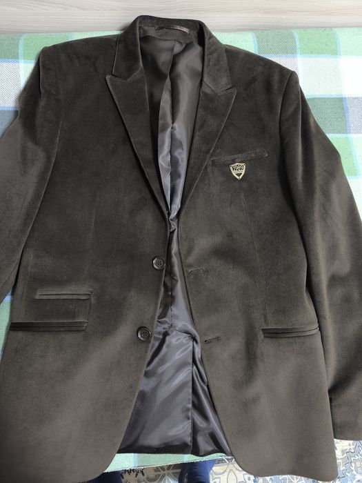 Шикарный пиджак для мальчиков