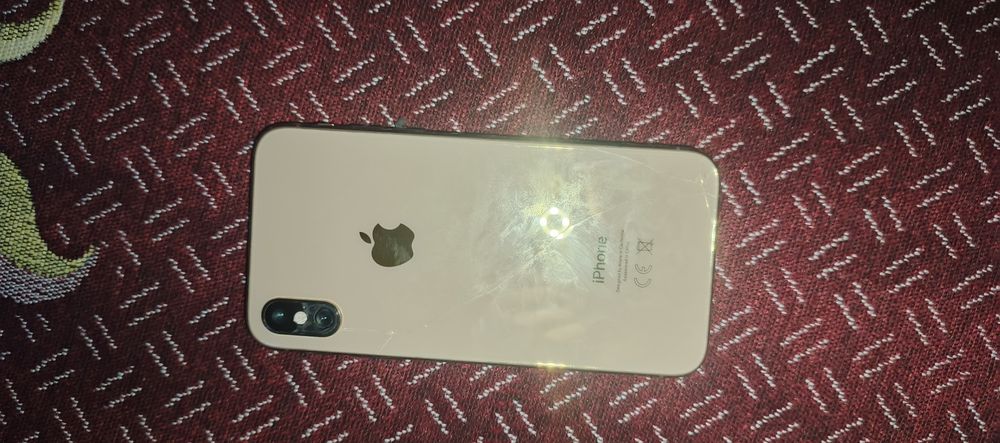 IPHONE XS заблокированный