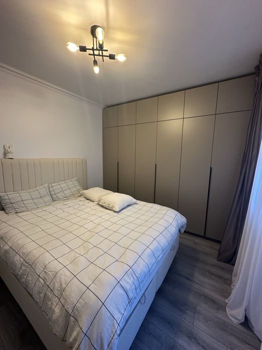 Proprietar Schimb cu teren de minim 300 mp apartament 3 camere Sector 1 – Bd. Dinicu Golescu, 1 minut de Metrou Basarab