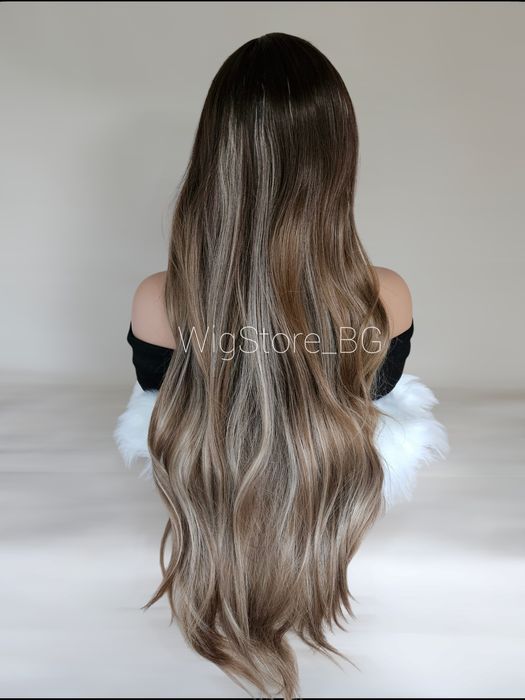 Кестенява перука на леки кичури без бретон