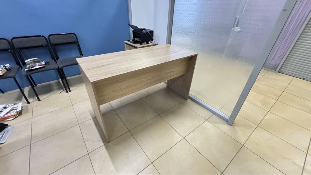 стол и тумбу, стол с тумбой