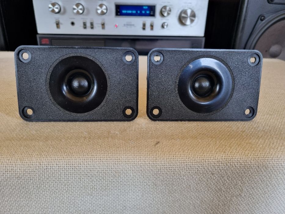 Set Tweetere Revox. 4 ohms, 50 watts, 12x7,5 cm. Perfecta stare