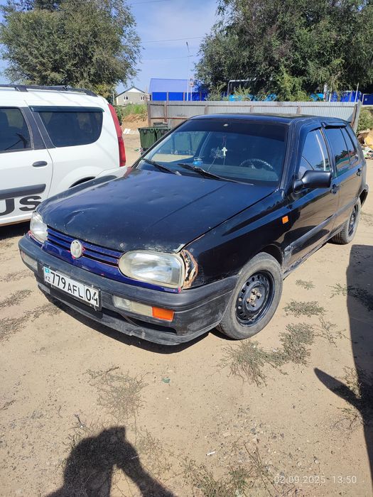 Продам машину Фольксваген гольф 3