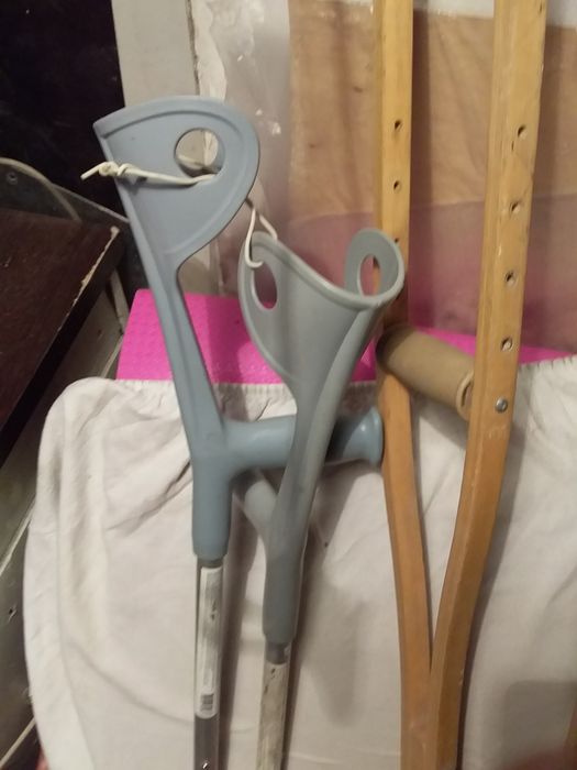 костыли палочки 2