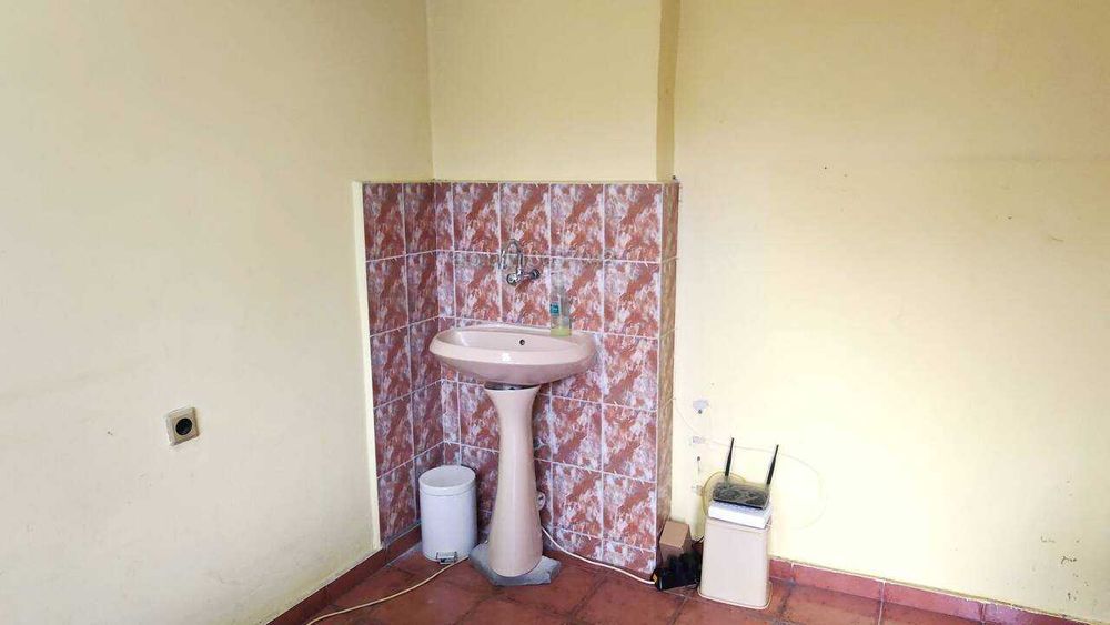 Дава се под наем Офис в Бургас, Възраждане - 20 кв.м за 203.49 € - Снимка #6