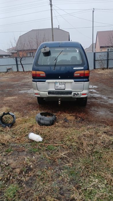 Продам Мицубиси Делика