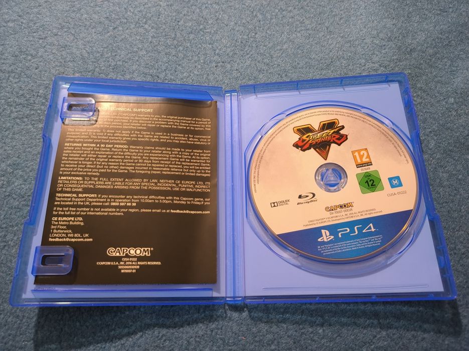 Joc STREET FIGHTER- impecabil,fara zgârieturi,ca nou