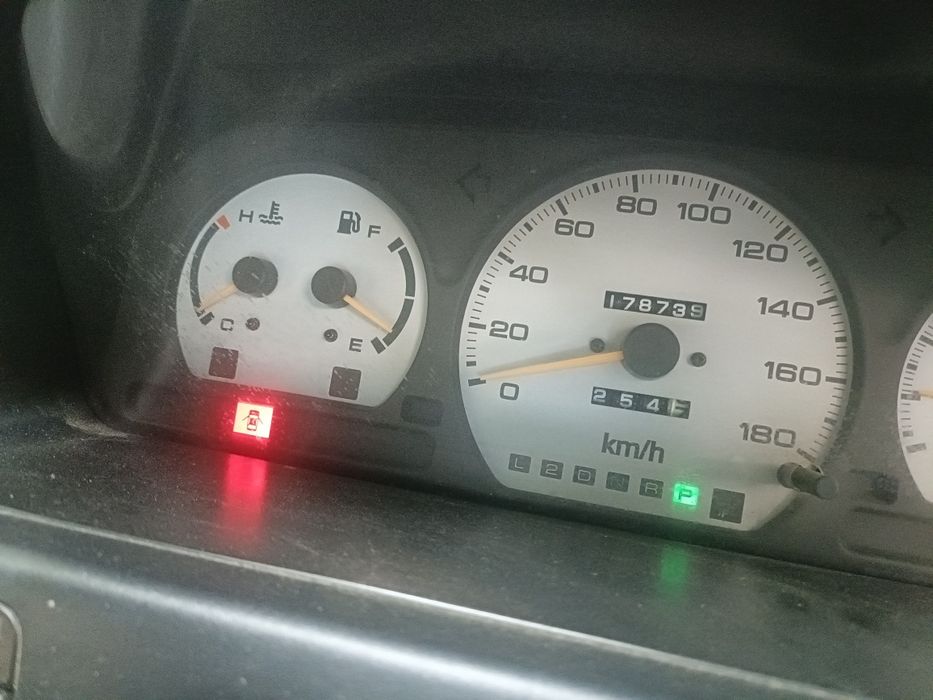 Продам Митсубиси RVR