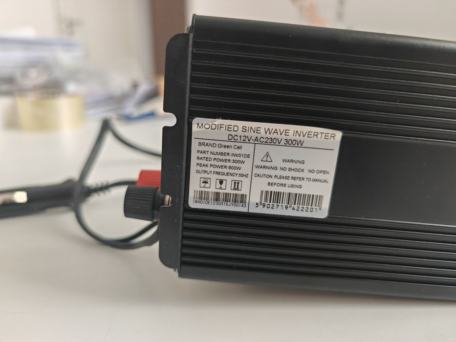 Invertor auto 300W