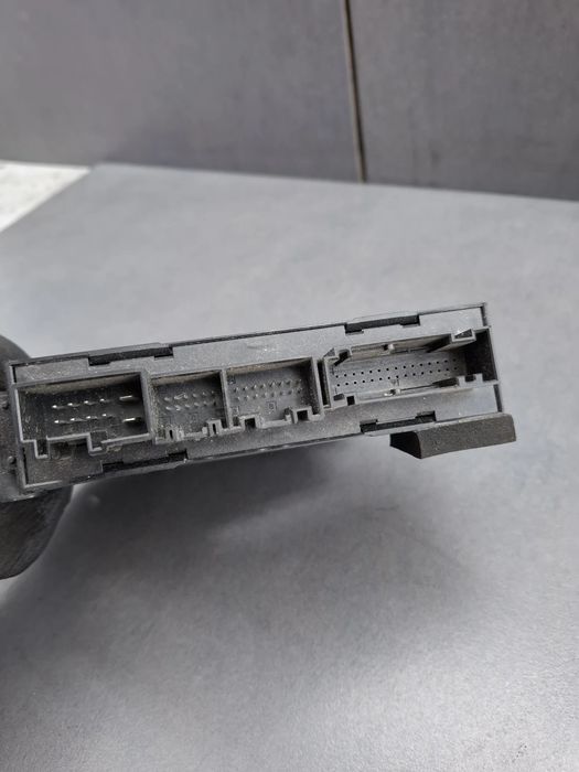 Motoras macara geam dreapta 3D0 959 794 E Volkswagen VW Touareg 2003