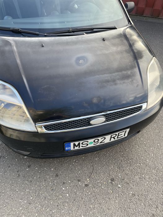 Ford Fiesta 2004  PRET 3299 Lei