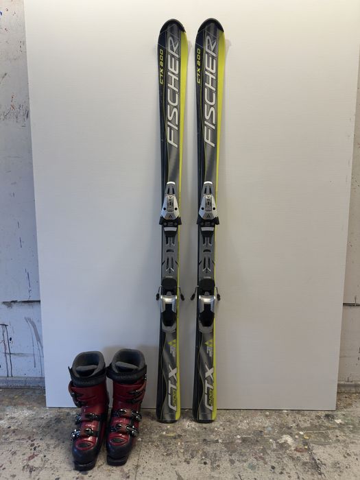 Ски и ски обувки