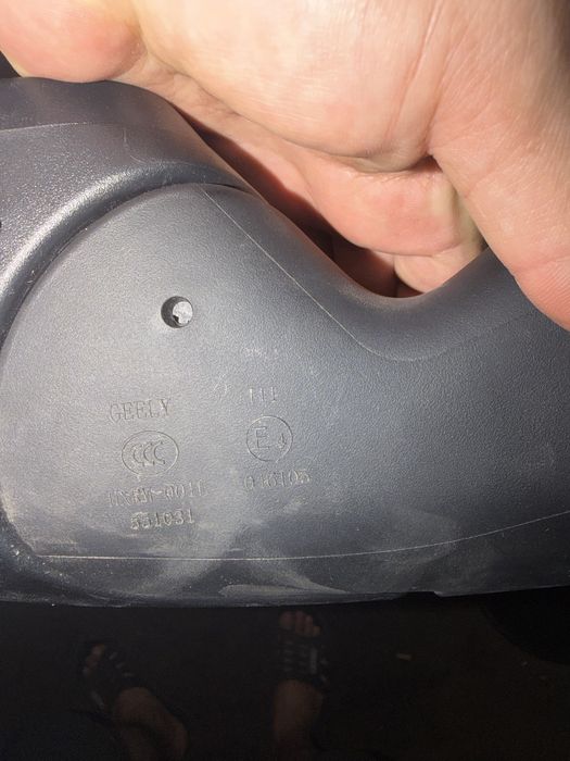 Зеркало на Geely Emgrand