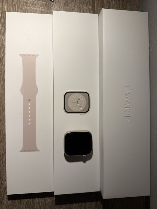 Apple watch 8 45 mm Starlight