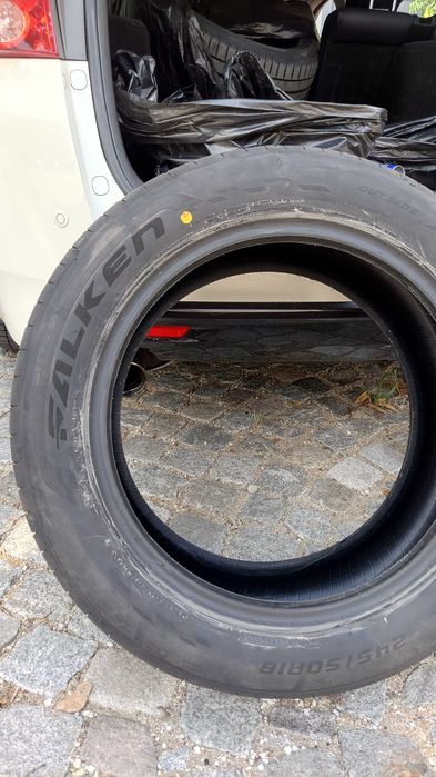 Гуми Falken 245/50/18