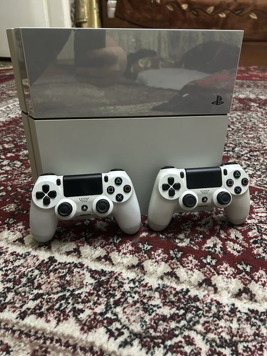 Ps 4 yaxshi holadtagisi sotiladi