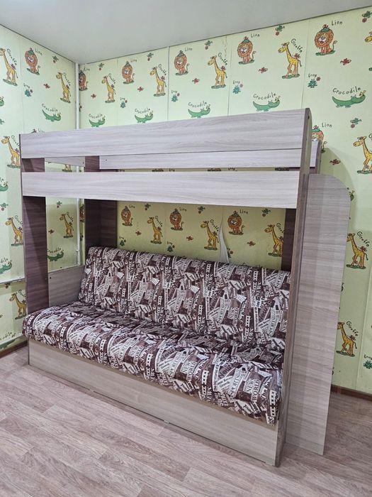 Двухъярусная кровать-диван (трансформер) б/у