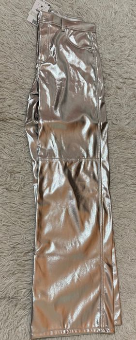 Нов металически панталон