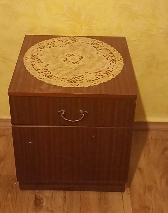 Продам тумбочка, мебель, для спальни, для дома