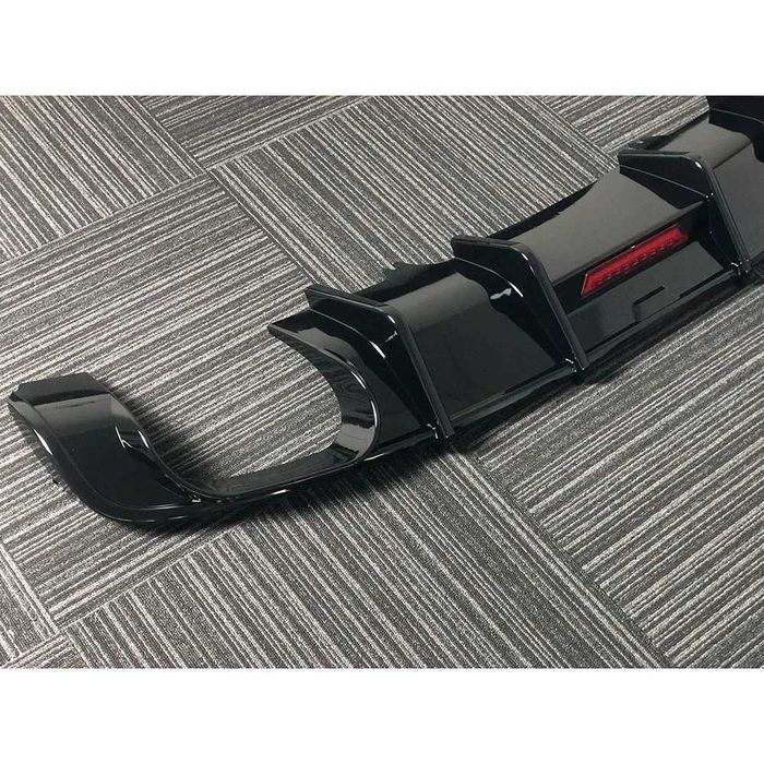 Difuzor cu LED Bara Spate SLINE AUDI A4/S4 B9, 2016-19, Evacuari Duble
