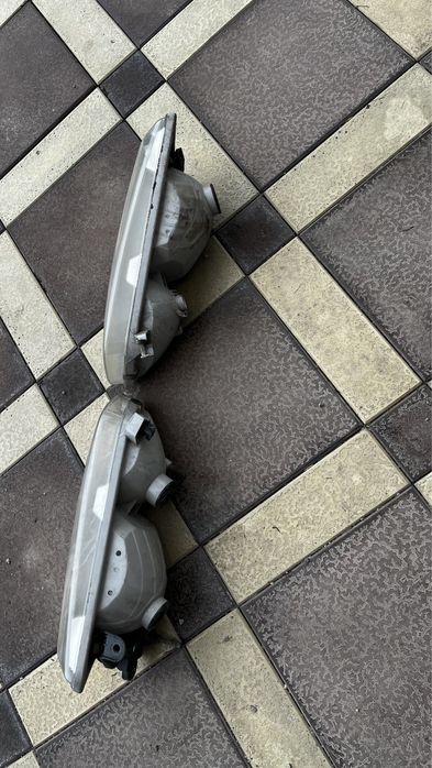 Фары на тайота 20-25