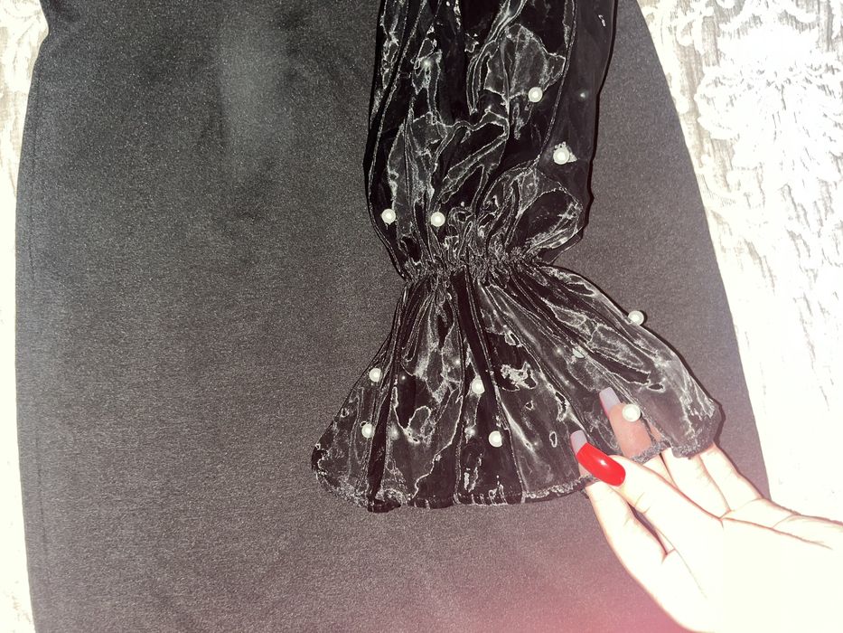 Платье с рукавами