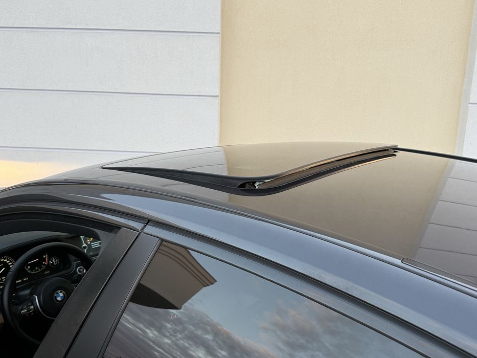 BMW Seria 7 730d F01 2011 Trapa/Soft close/Clima 4 zone!!Proprietar!!