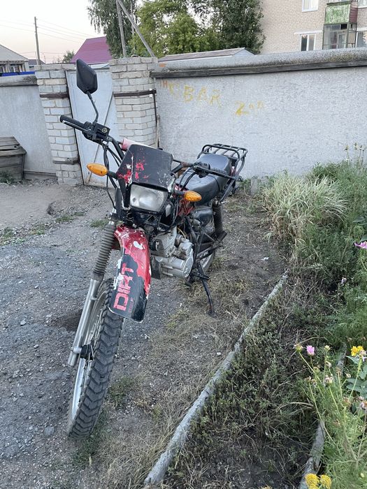 Продам эндуро мотоцикл 150 куб