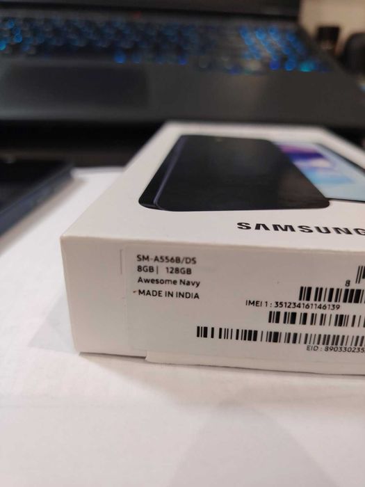 Samsung Galaxy A55 5G; калъф и оригинална кутия