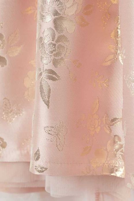 Платье фирмы hm на девочку 5-7 лет