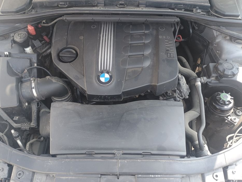 Dezmembrez BMW e91 n47 d20c 184cp