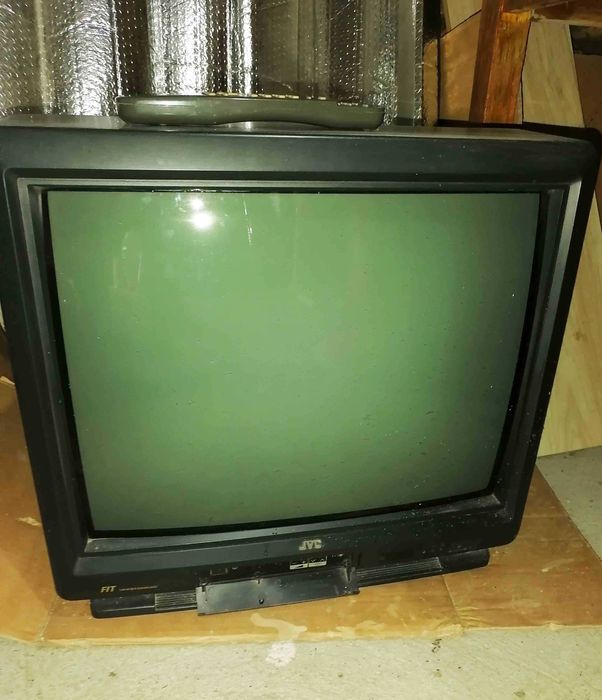 Продавам 2 телевизора-"NEO" и "JVC"