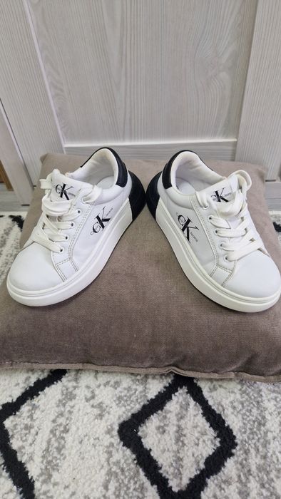 Papuci Calvin klein originali nr 28