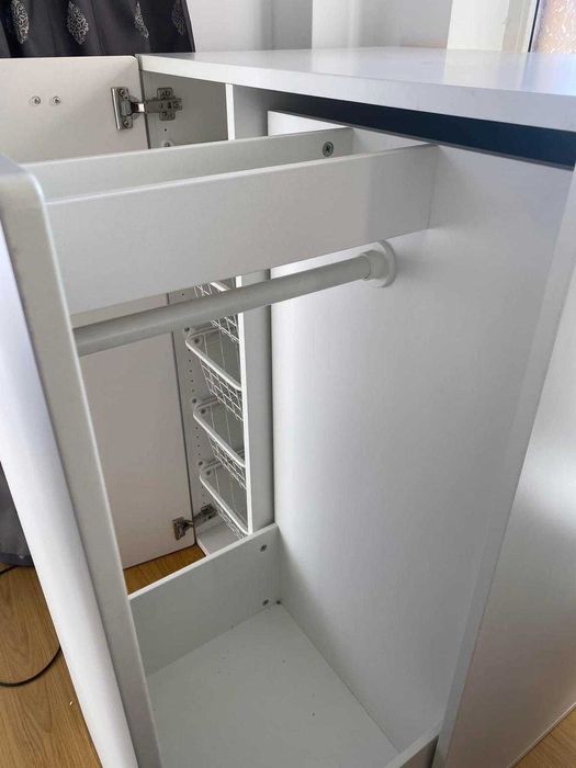 Unitate depozitare culisantă/ dulap pentru copii