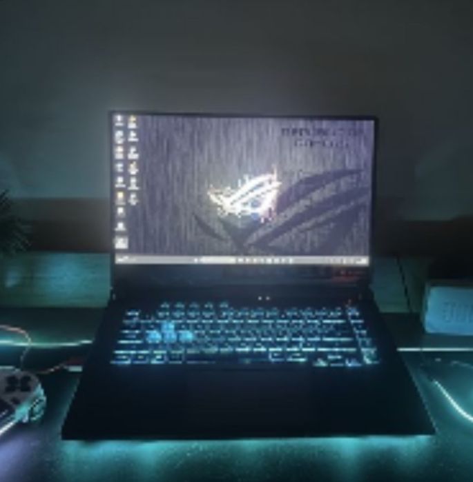 Игровой ноутбук ASUS Frog Strix