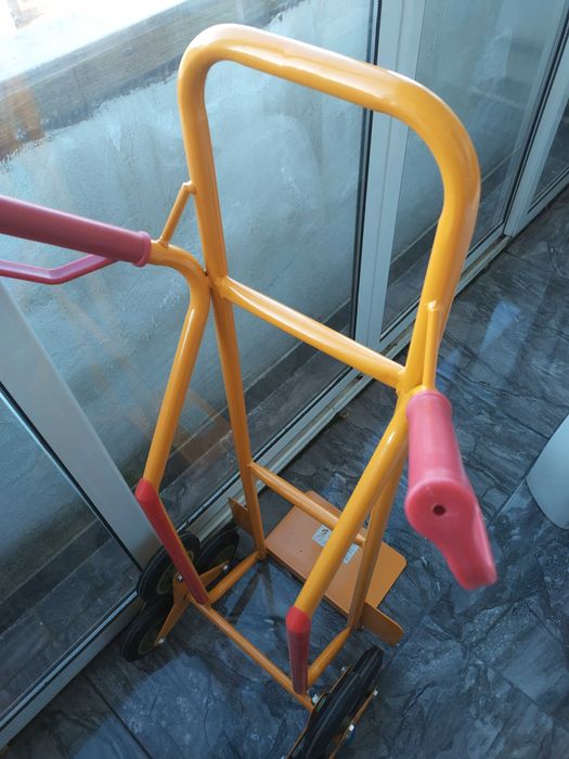 Транспортна количка за стълби