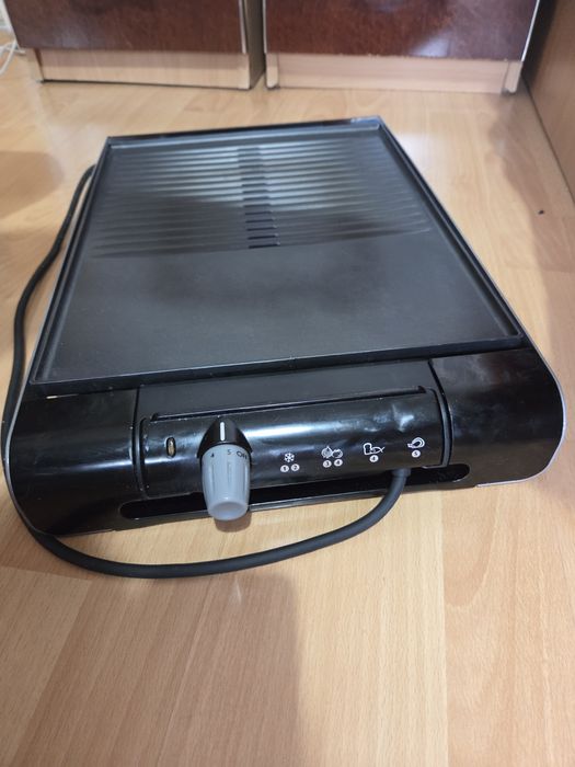 Gratar electric Philips HD4419, 2300 W, 37 x 30 cm