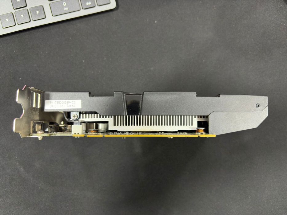 Продам Nvidia GTX 1050 TI 4gb DDR5