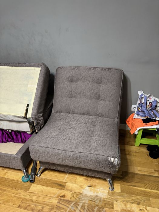 Диван и два кресла