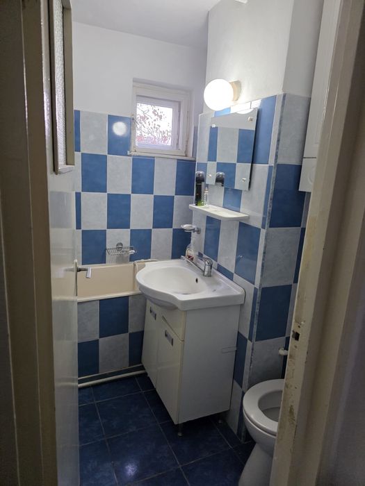 Vand apartament 2 camere Crang