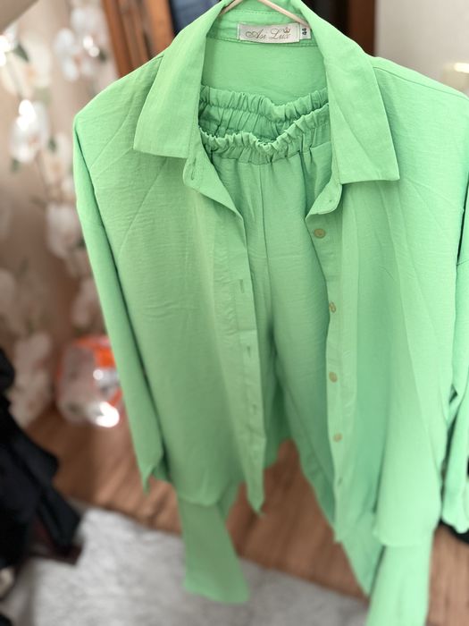 Продам недорого вещи