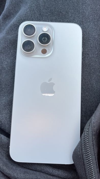 Iphone 15 pro max 256g