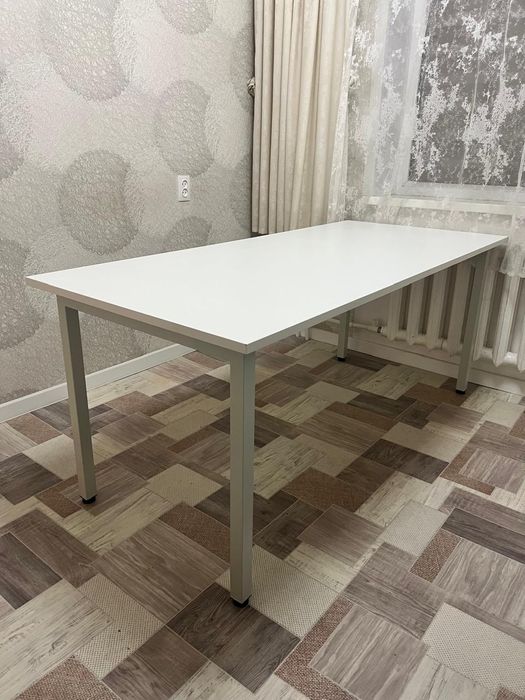 Продажа Стол новая  упакован