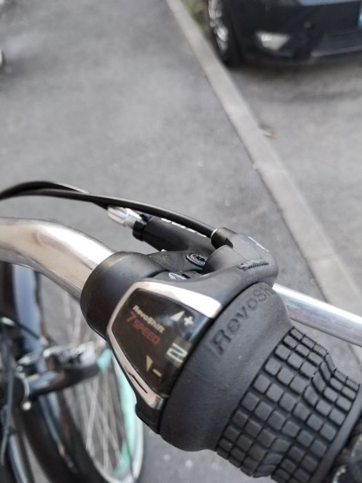 Vând bicicletă damă