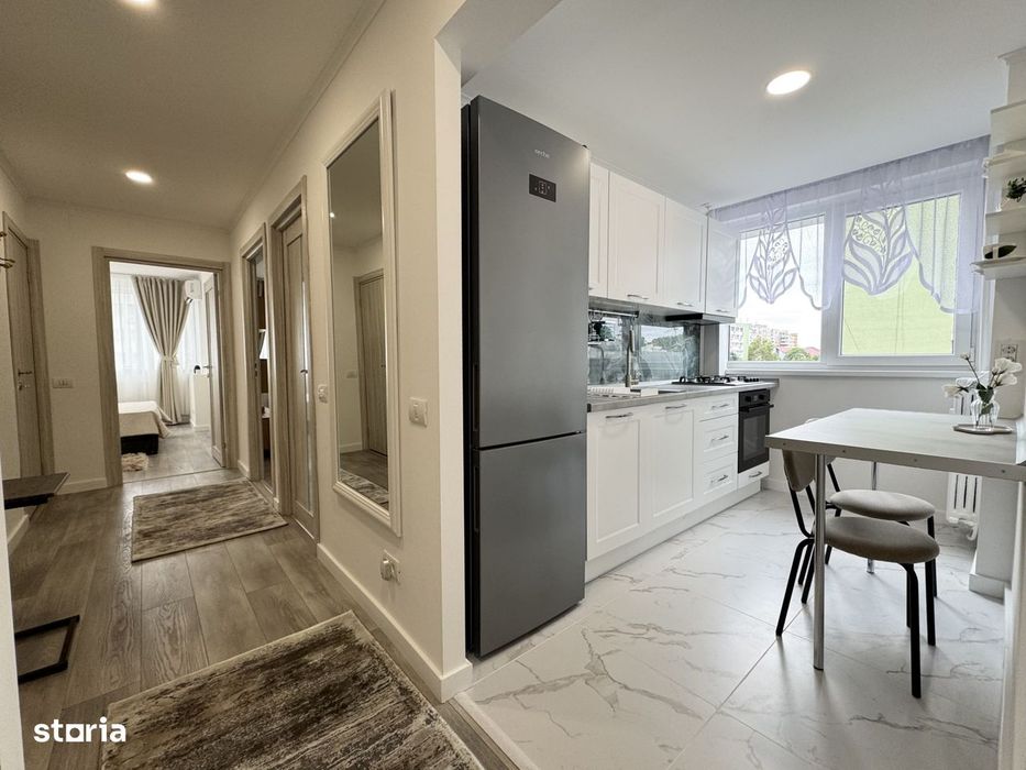 Apartament 3 camere | Prima inchiriere | Renovat | Metrou Tineretului