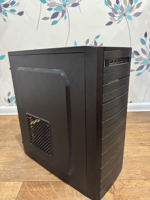 Корпус ПК черный