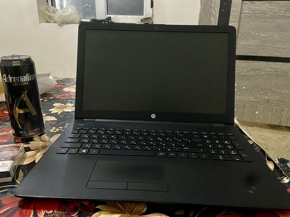 Noutbok sotiladi hp
