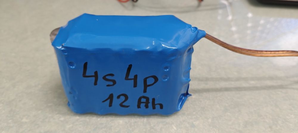 Acumulatorul LiIon 4s 16.8v